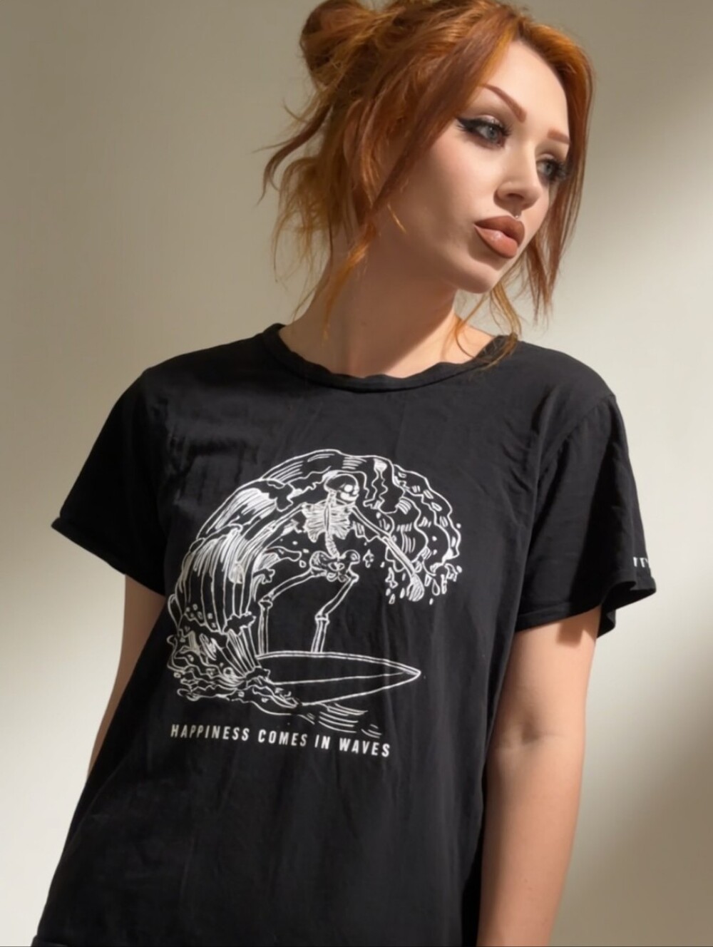 Local Lab~ Graphic Cropped Short Sleeve Top